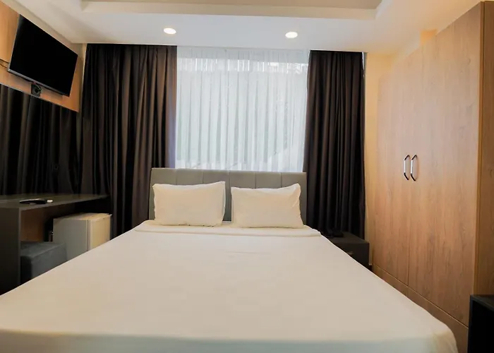 Отель Blue Serenity 3*