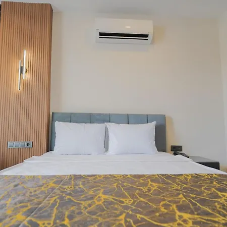 Hotel Blue Serenity Side